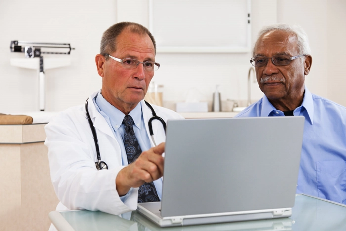 Helpful Advice for Older Patients Before an Online Medical Appointment